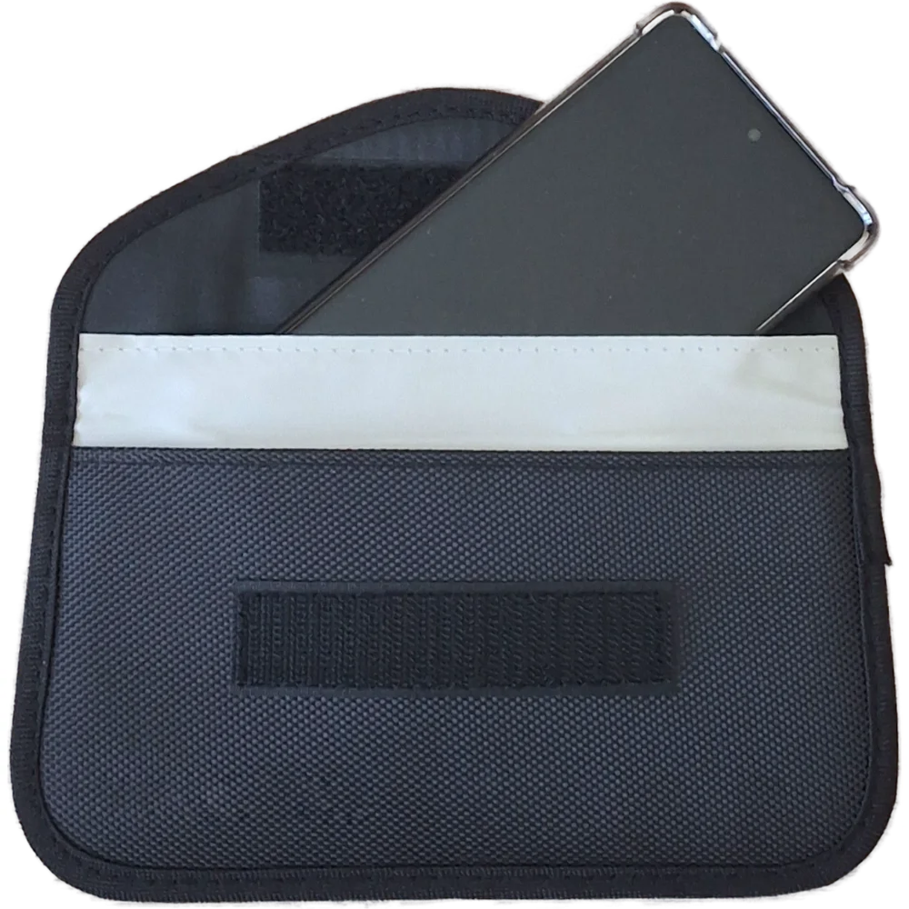 Faraday Cage Pouch โ back view